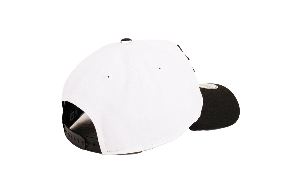 NEW ERA 9FORTY BASIC SNAPBACK "White/Black" STUS269