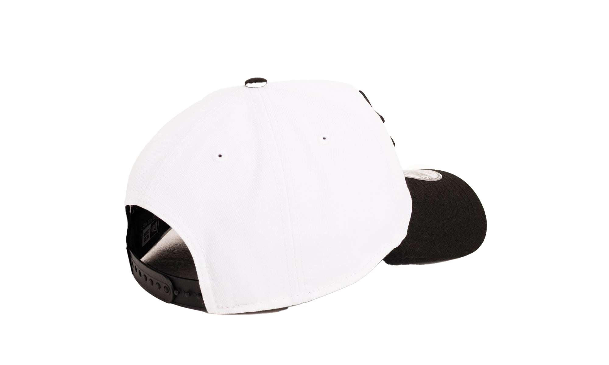NEW ERA 9FORTY BASIC SNAPBACK "White/Black" STUS269