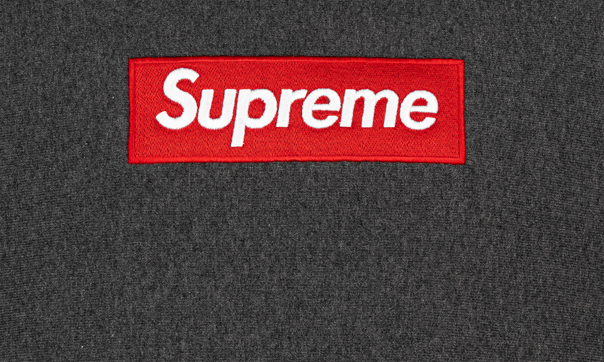 Box Logo Hoodie "FW21" SU11229
