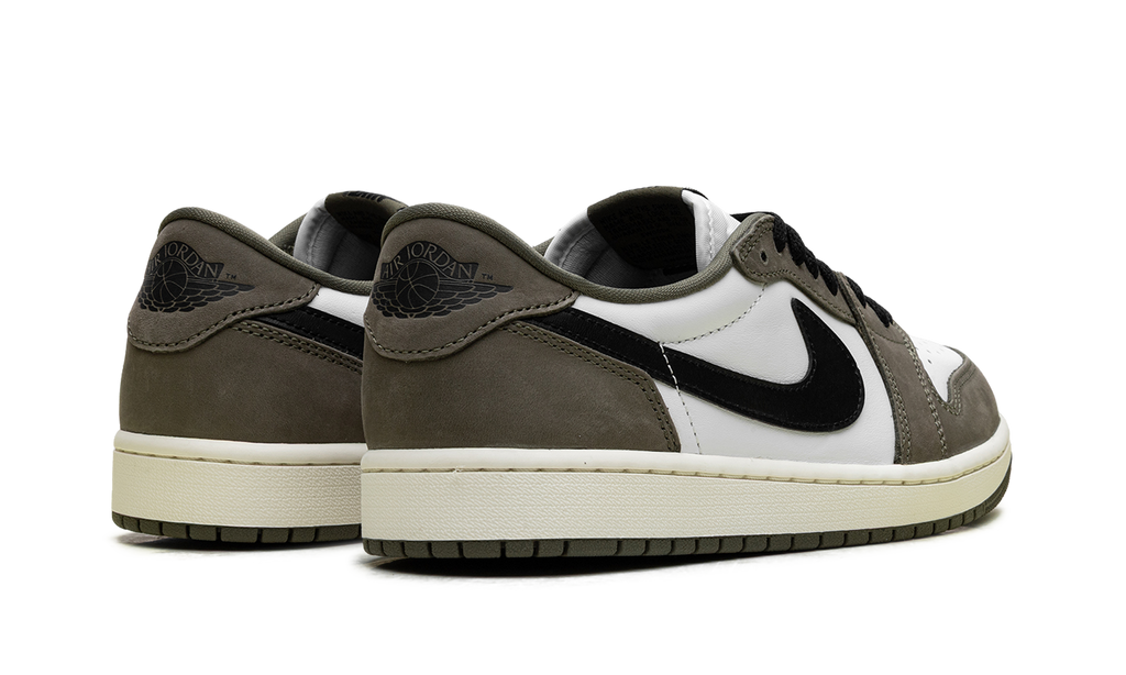 Air Jordan 1 Low "Medium Olive" 553558 200