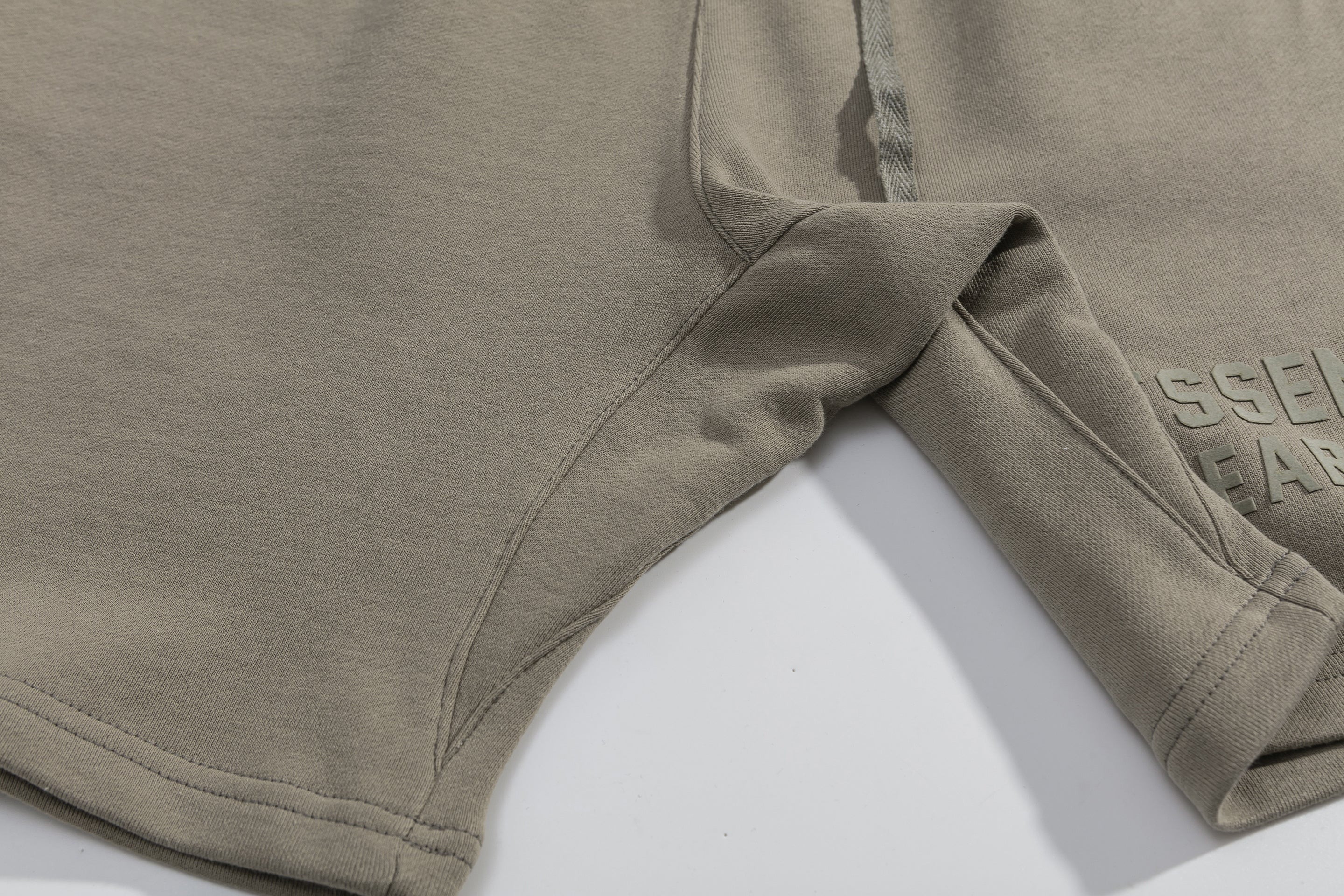 Fear of God Essentials qx221 P65