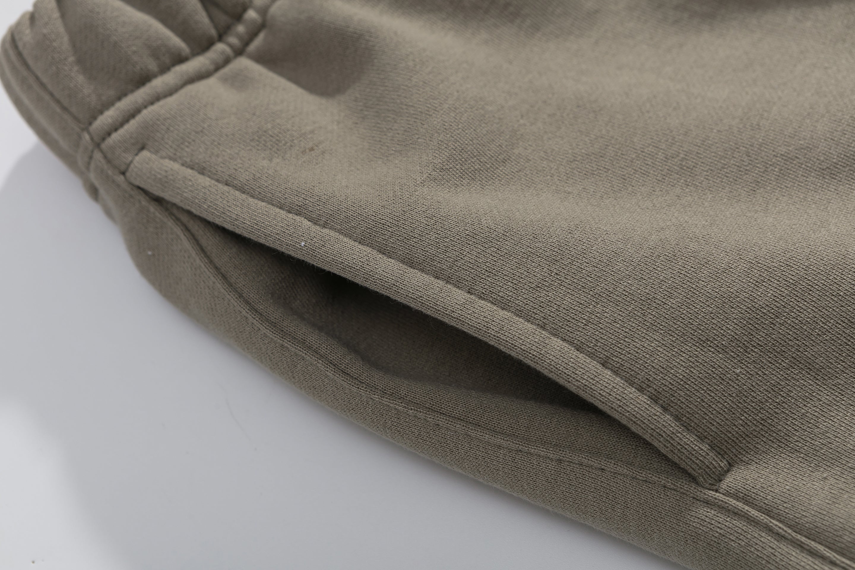 Fear of God Essentials qx221 P65