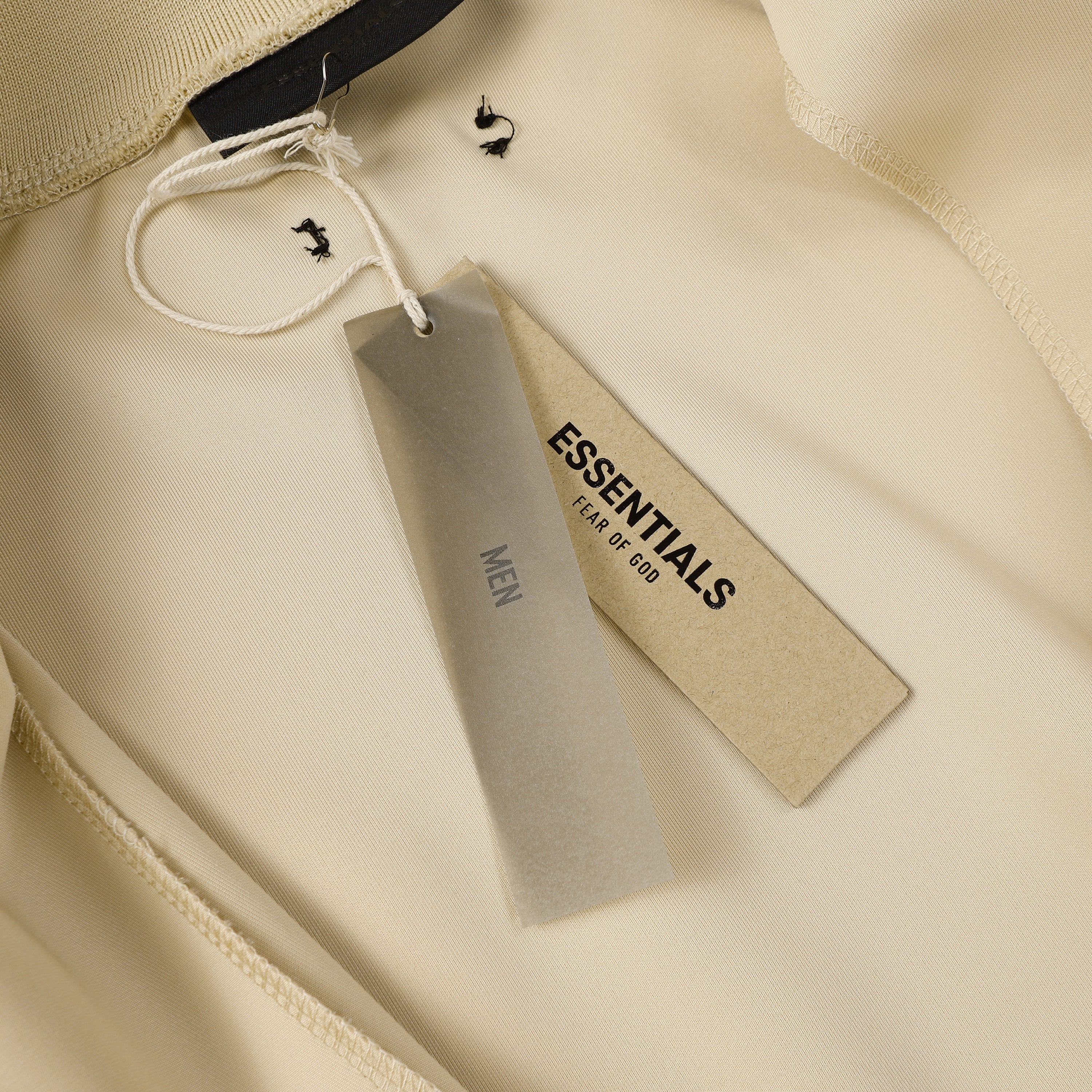 Fear of God Essentials 2205 FOG 新款套装 颜色 黑色 水泥灰 绿色 黄色 卡其 码数 S XL